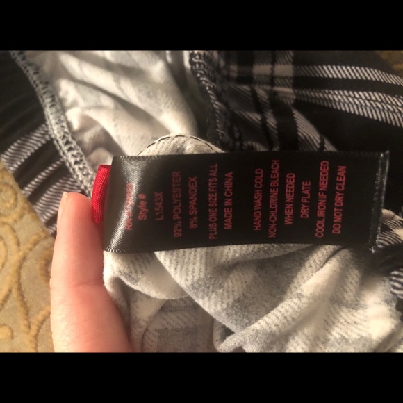 Hot Kiss & Mossimo Women’s Pajama Pants 3 pair - Picture 6 of 8